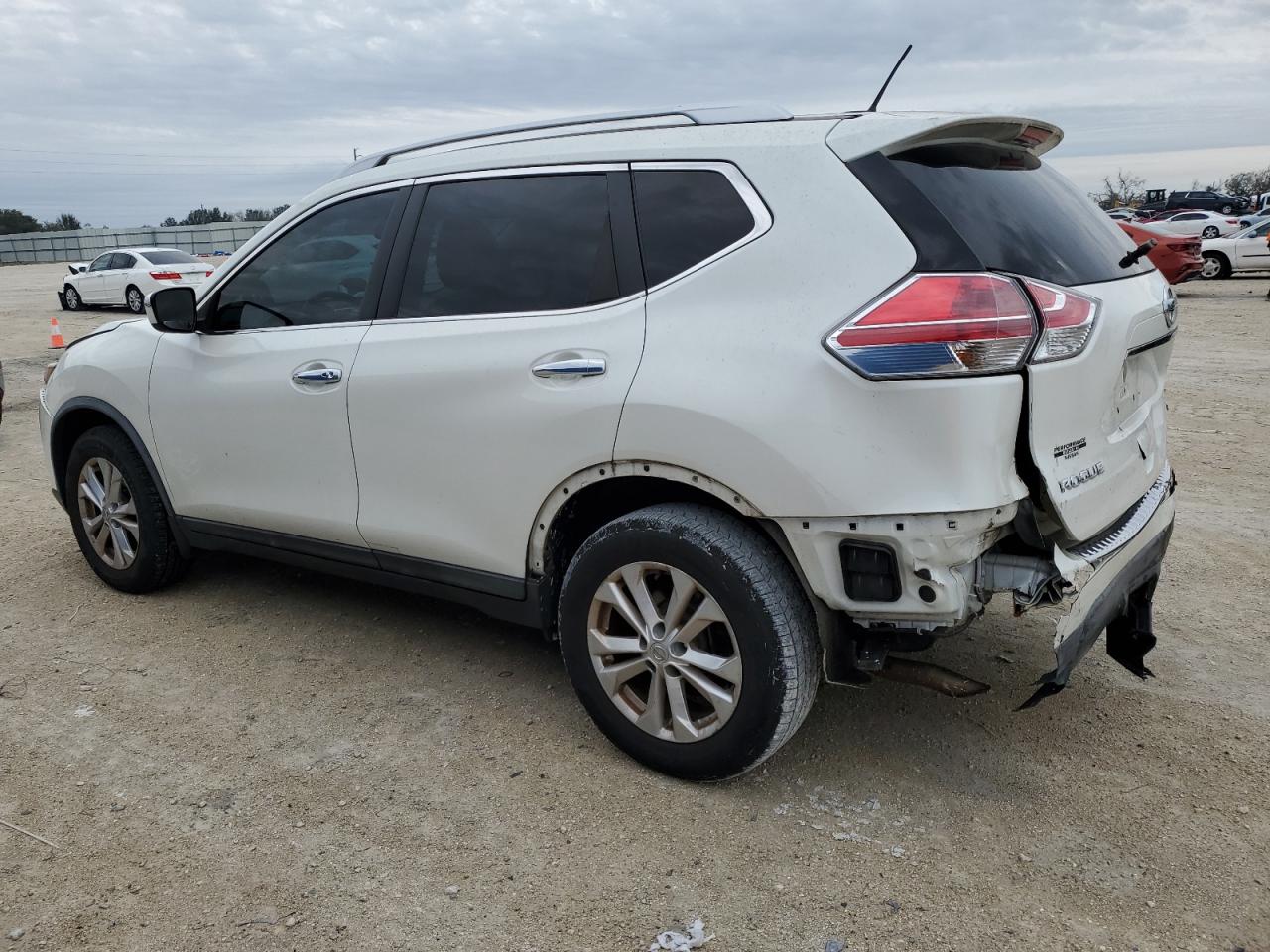 Image 2 of 2016 NISSAN ROGUE S 2016 with VIN KNMAT2MVXGP700767