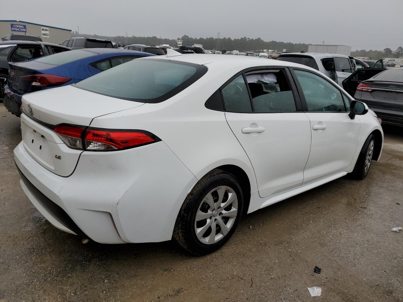 Obraz 3 z 2021 TOYOTA COROLLA LE 2021 z VIN 5YFEPMAE6MP198629