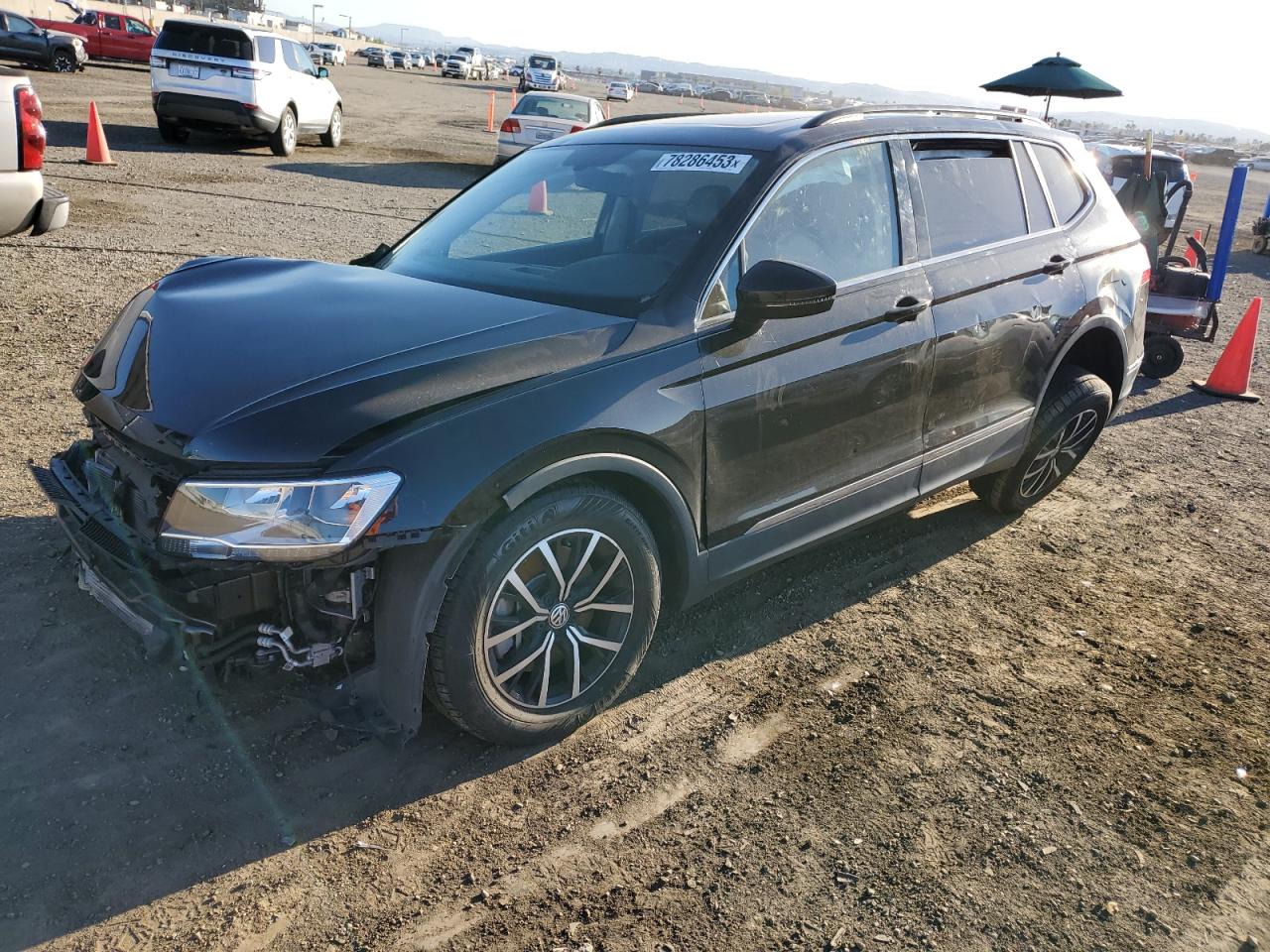 Image 1 of 2021 VOLKSWAGEN TIGUAN SE 2021 with VIN 3VV3B7AX4MM064722