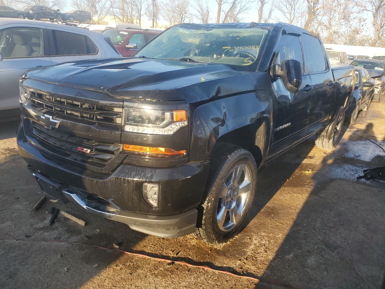Obraz 1 z 2017 CHEVROLET SILVERADO K1500 LT 2017 z VIN 3GCUKREC4HG112861
