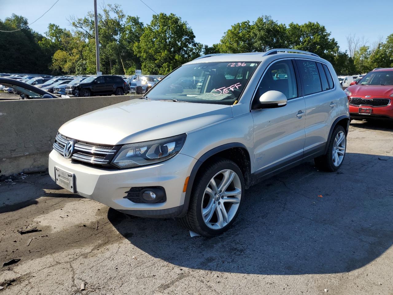 2013 VOLKSWAGEN TIGUAN S 2013 image