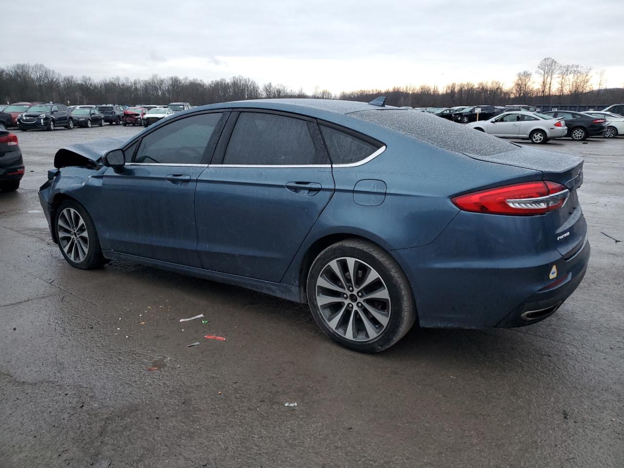 Изображение 2 2019 FORD FUSION SE 2019 с VIN 3FA6P0T97KR165097