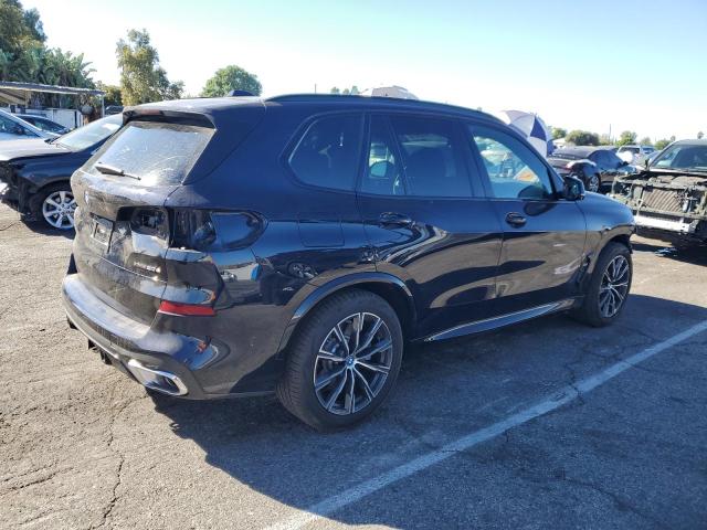 Изображение 3 2024 BMW X5 XDRIVE50E 2024 с VIN 5UX43EU02R9T19861