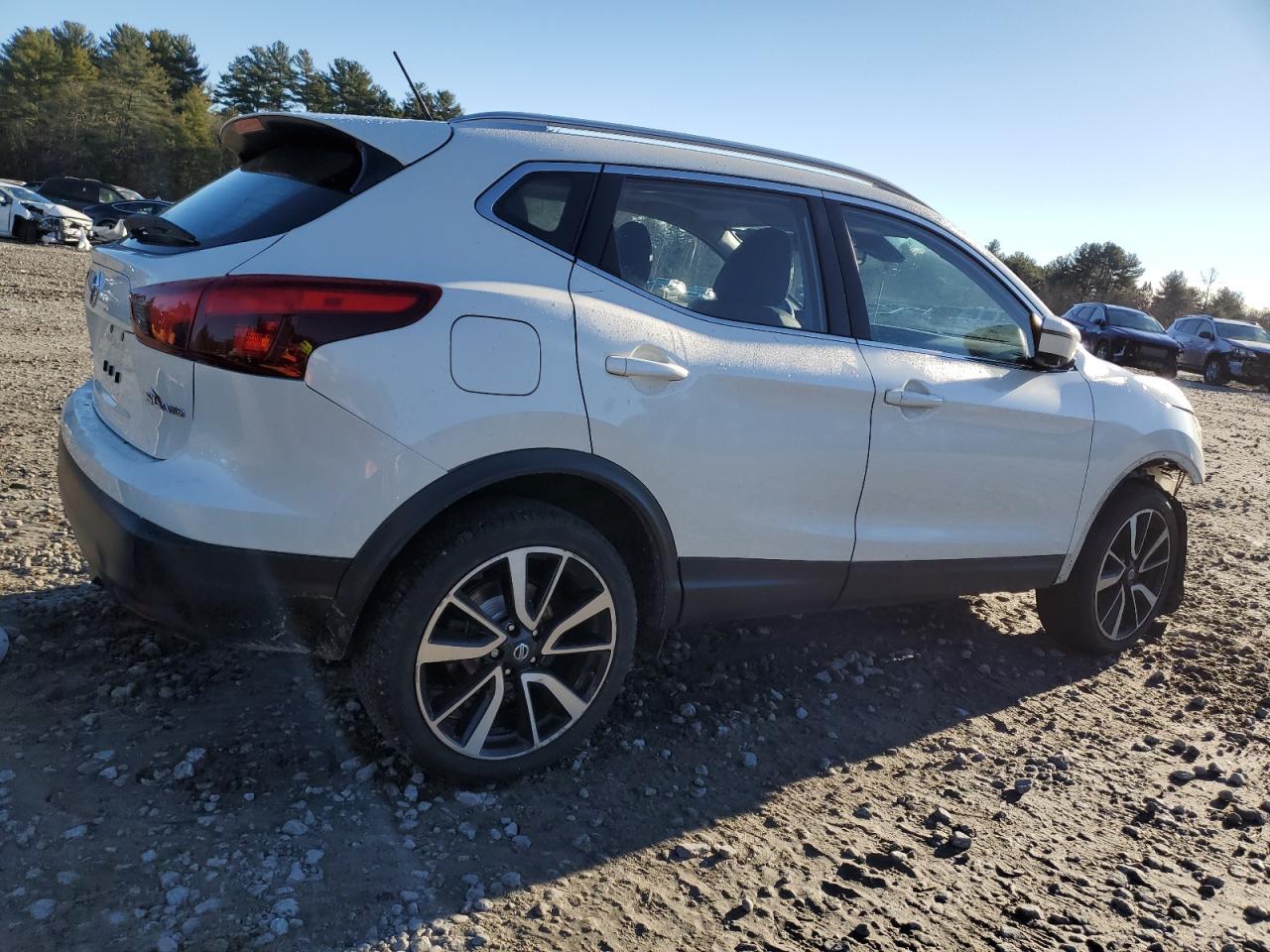 Obraz 3 z 2017 NISSAN ROGUE SPORT S 2017 z VIN JN1BJ1CR8HW102227