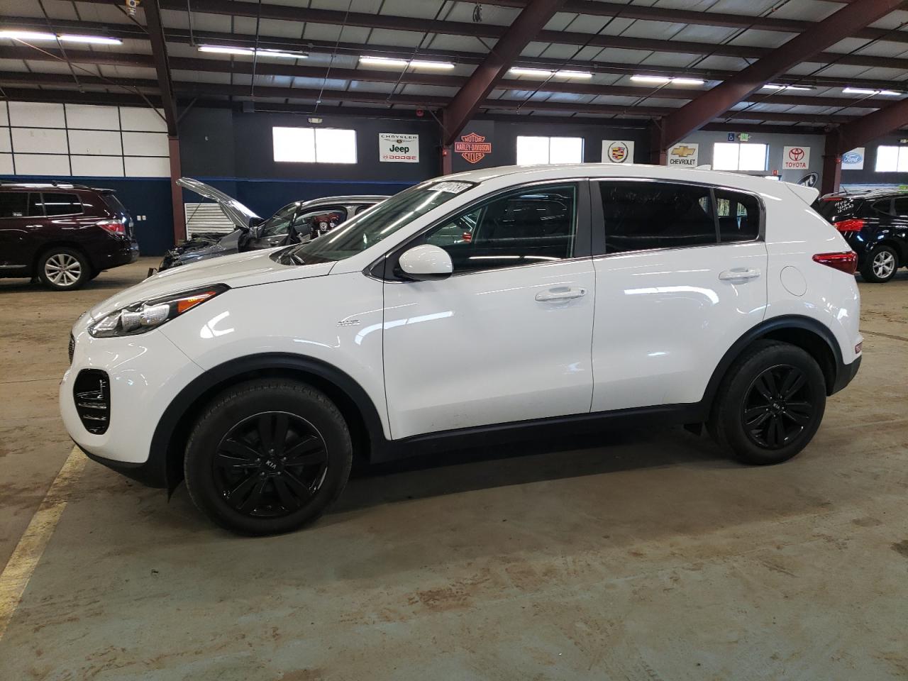 Изображение 1 2019 KIA SPORTAGE LX 2019 с VIN KNDPMCAC9K7502027