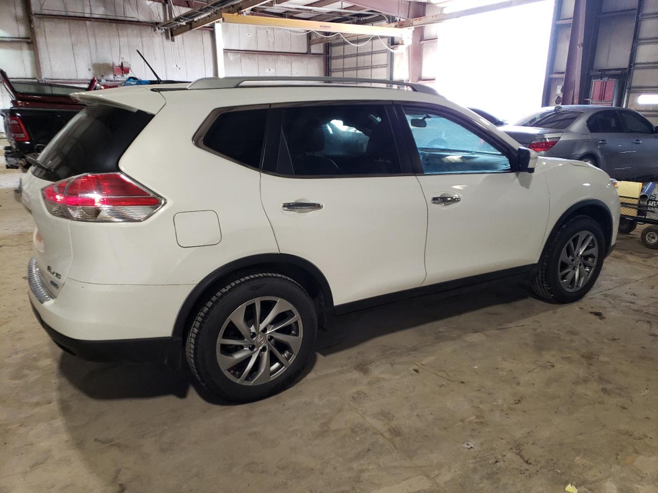 Obraz 3 z 2014 NISSAN ROGUE S 2014 z VIN 5N1AT2MV0EC865680