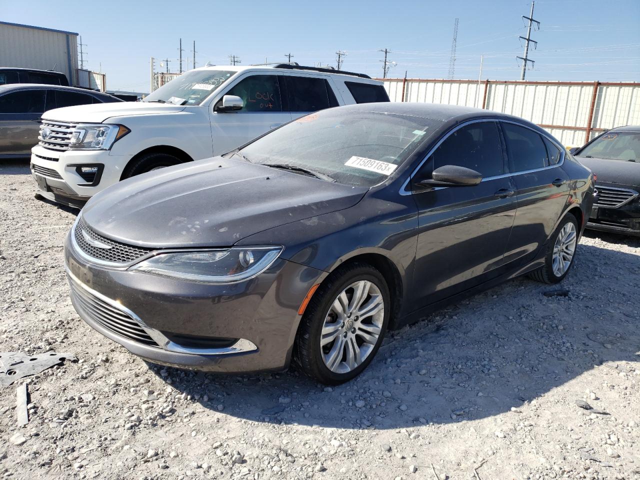 Изображение 1 2015 CHRYSLER 200 LIMITED 2015 с VIN 1C3CCCAB2FN651619