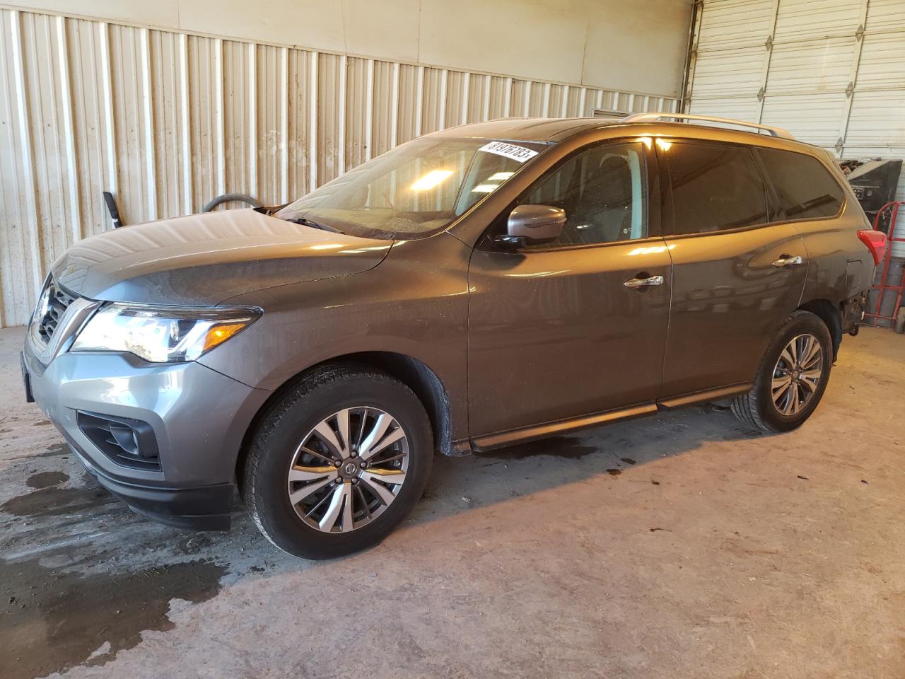 Image 1 of 2018 NISSAN PATHFINDER S 2018 with VIN 5N1DR2MMXJC660915