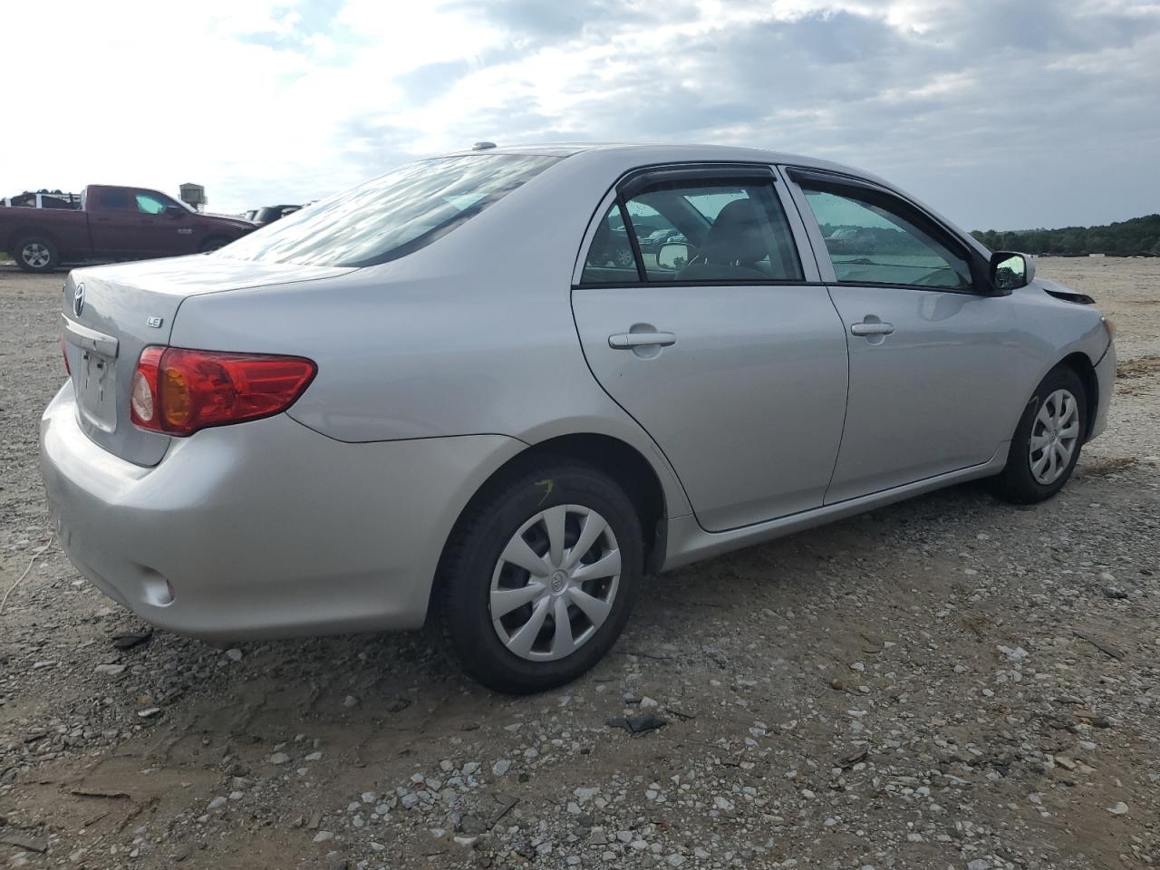 Image 3 of Toyota Corolla Base 2010 with VIN 1NXBU4EE2AZ352608