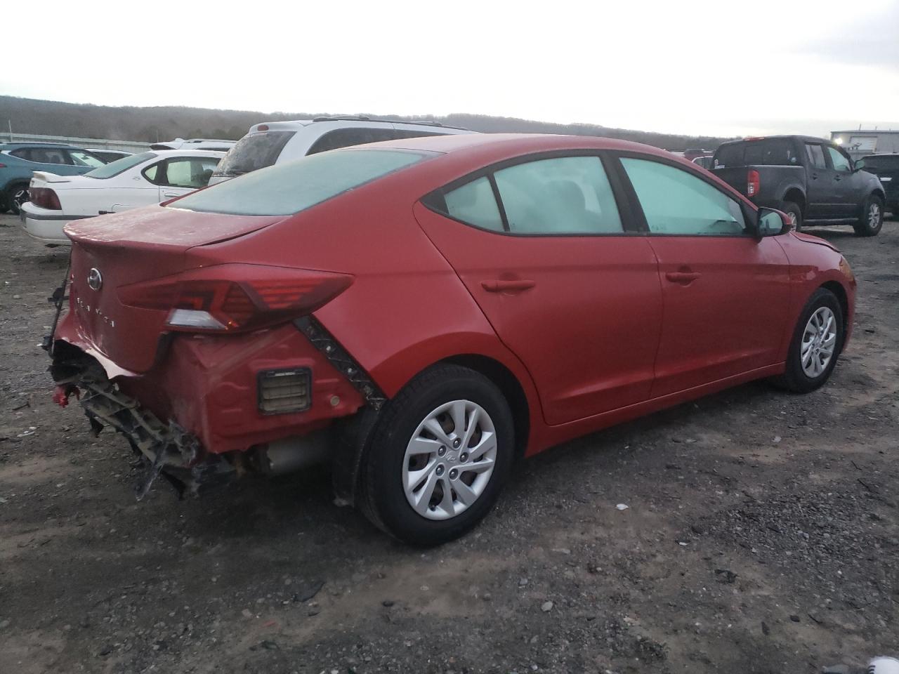 Изображение 3 2019 HYUNDAI ELANTRA SE 2019 с VIN 5NPD74LF7KH488261