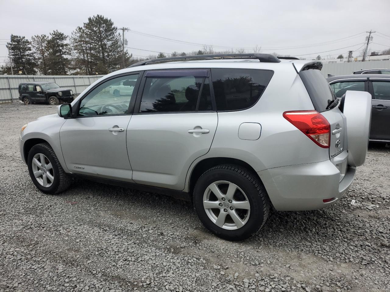 Image 2 of 2008 TOYOTA RAV4 LIMITED 2008 with VIN JTMBK31V086048251