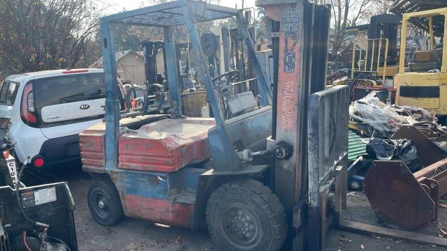 2000 TOYOTA 425FG25 2000 image