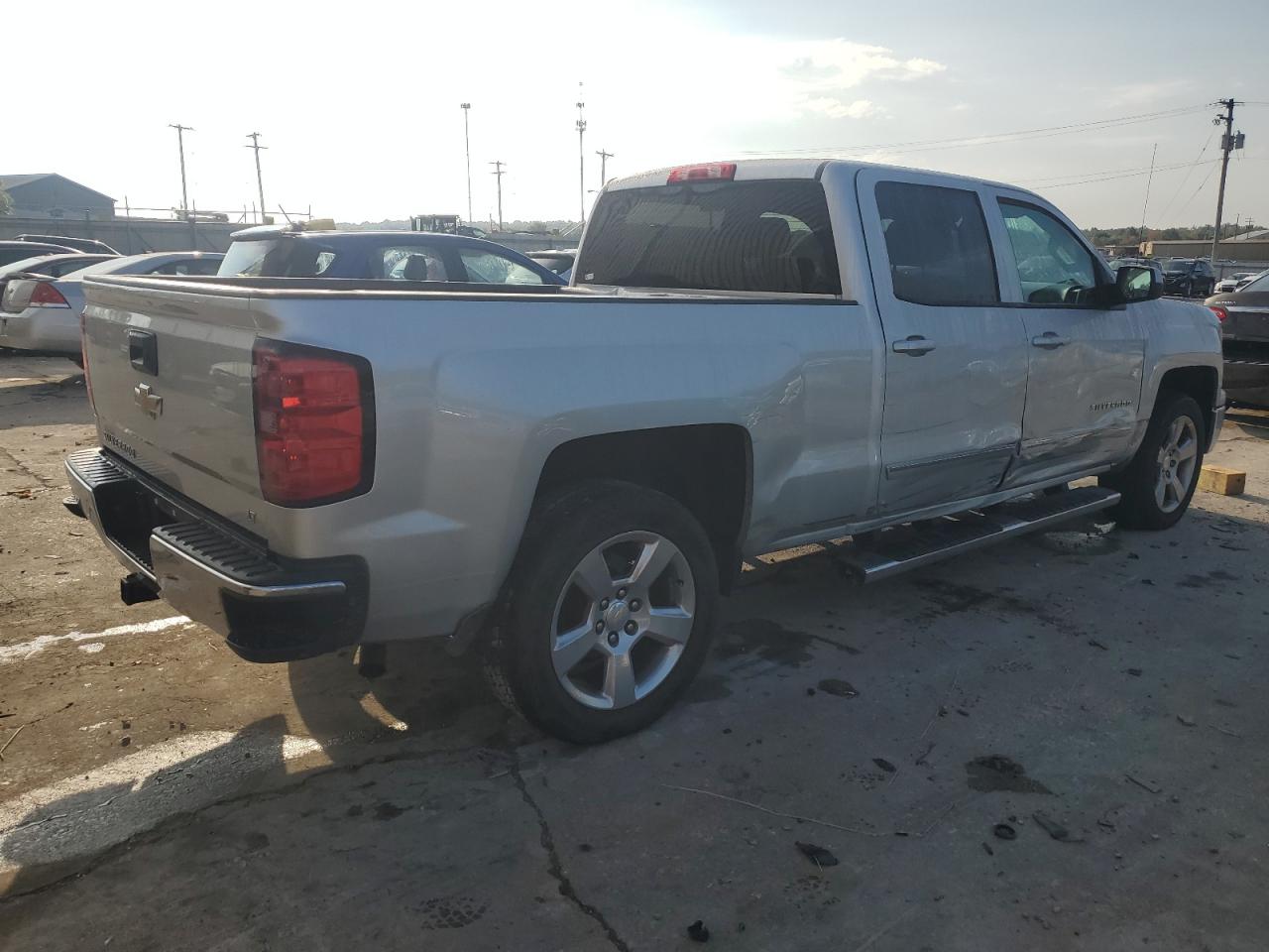 Image 3 of 2014 CHEVROLET SILVERADO K1500 LT 2014 with VIN 3GCUKREC7EG493861