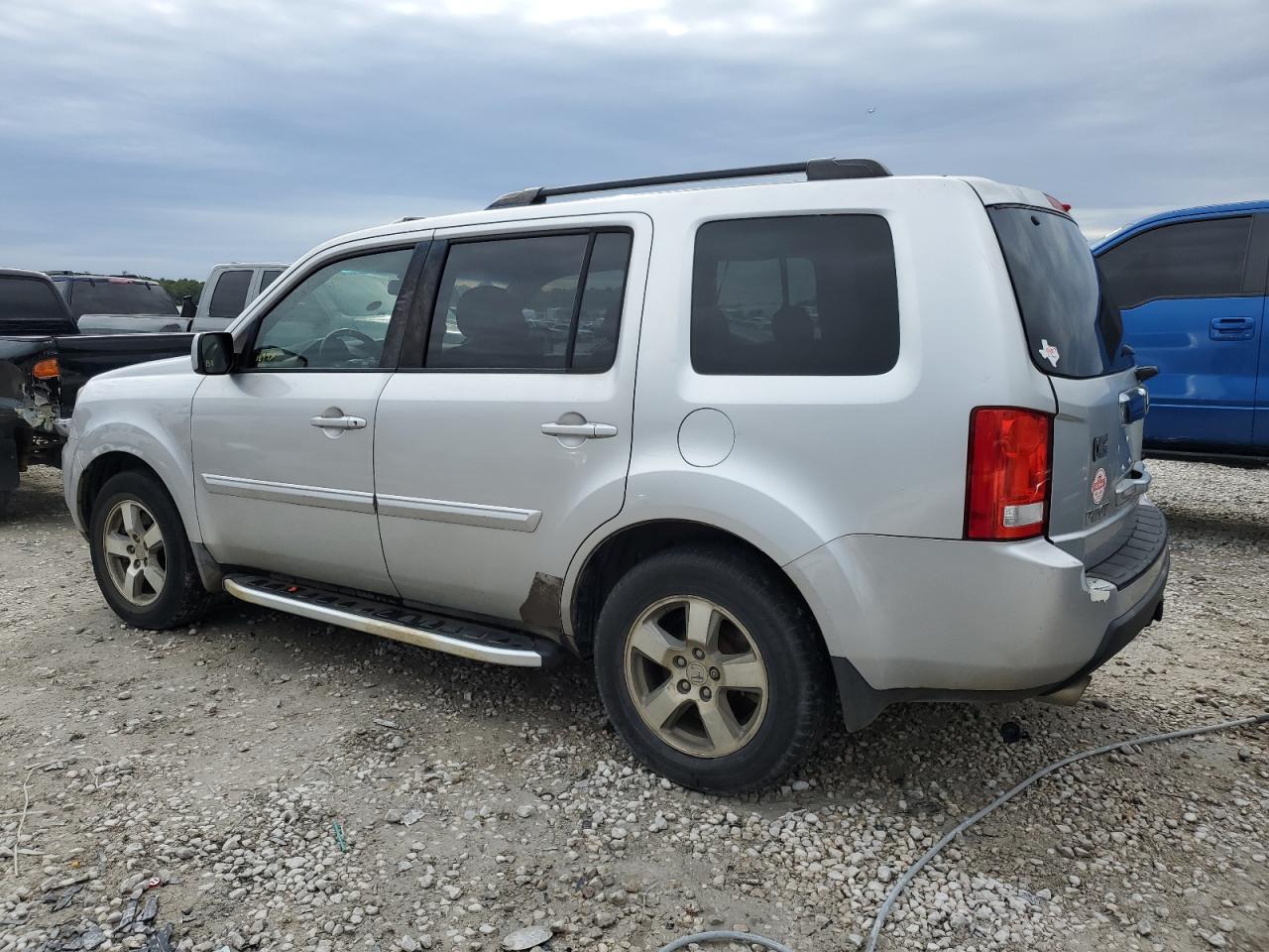 Изображение 2 2010 HONDA PILOT EXL 2010 с VIN 5FNYF3H52AB005769