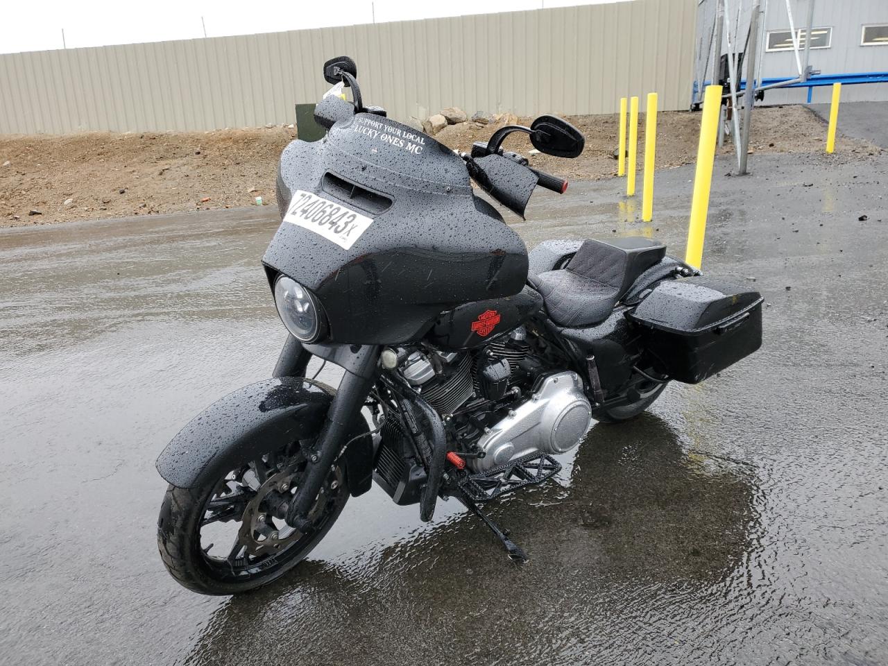 Image 2 of 2019 HARLEY-DAVIDSON FLHT  2019 with VIN 1HD1FVC63KB671779