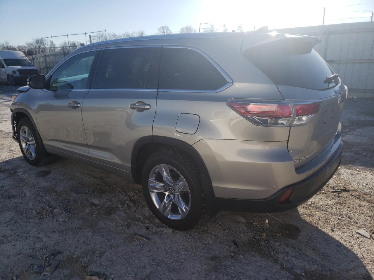 Obraz 2 z 2016 TOYOTA HIGHLANDER LIMITED 2016 z VIN 5TDDKRFH3GS282283