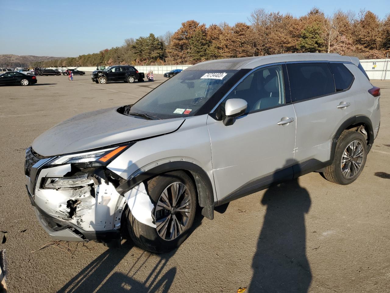 Image 1 of 2021 NISSAN ROGUE SV 2021 with VIN JN8AT3BB4MW220454