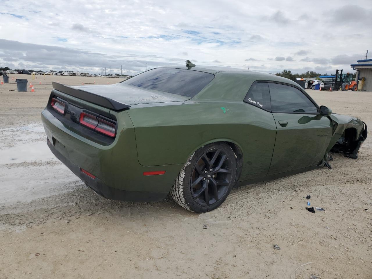 Image 3 of 2021 DODGE CHALLENGER R/T 2021 with VIN 2C3CDZBT1MH517424