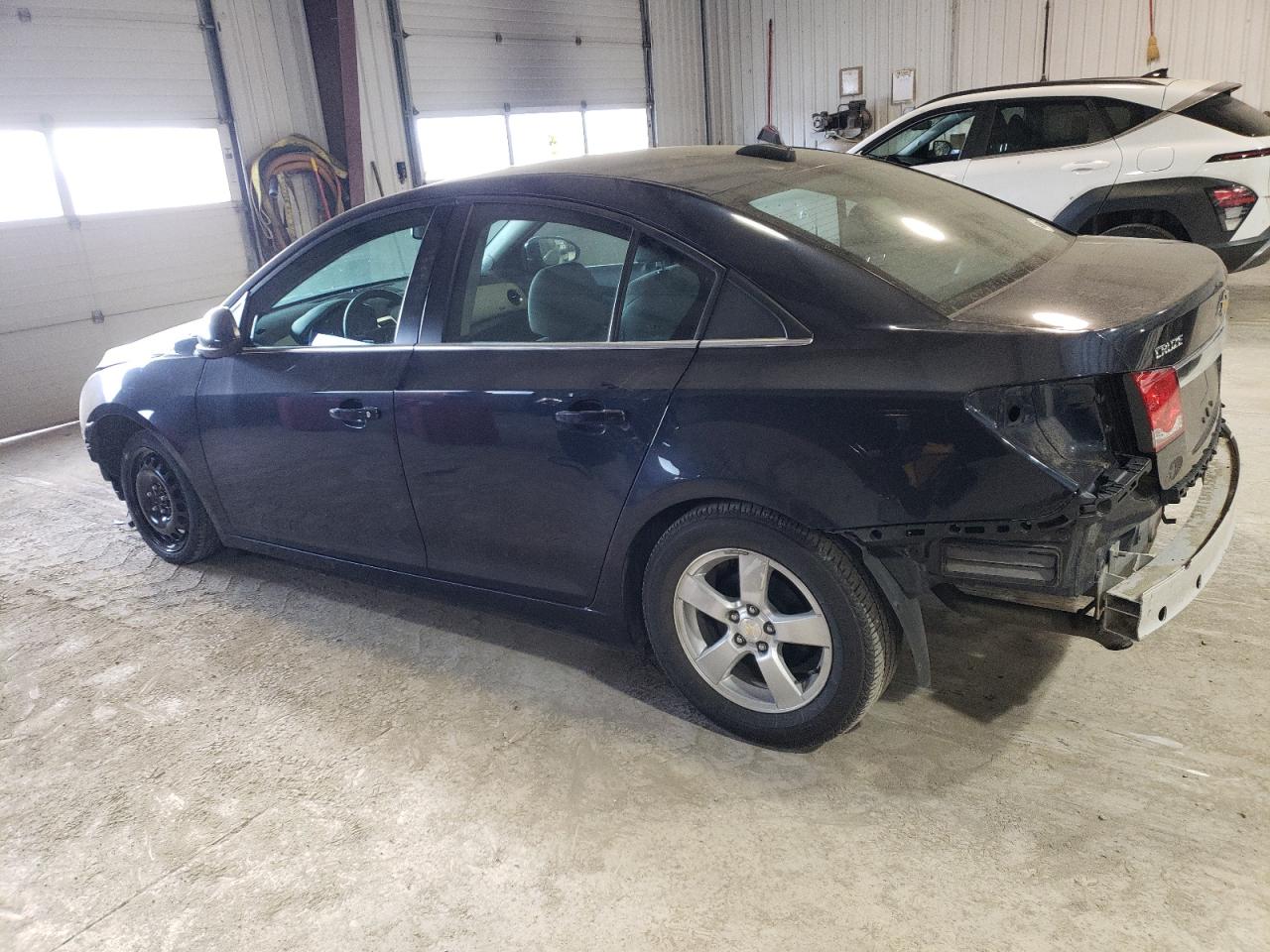 Obraz 2 z 2016 CHEVROLET CRUZE LIMITED LT 2016 z VIN 1G1PE5SB9G7143549