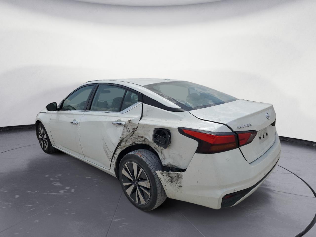 Obraz 2 z 2022 NISSAN ALTIMA SV 2022 z VIN 1N4BL4DW4NN364105