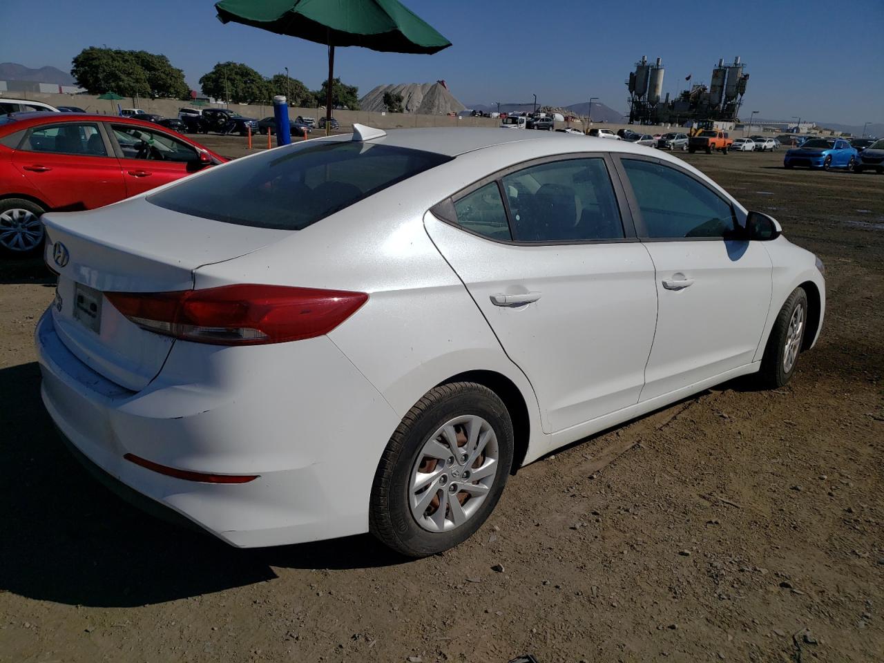 Obraz 3 z 2017 HYUNDAI ELANTRA SE 2017 z VIN 5NPD74LFXHH161085