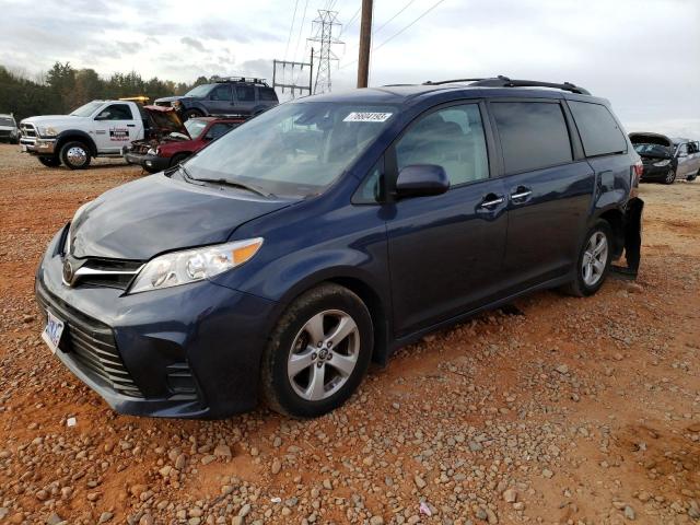 2019 TOYOTA SIENNA LE 2019 image