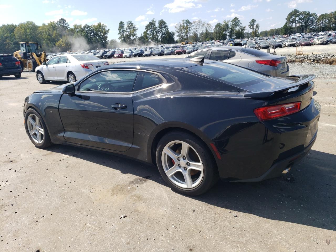 Изображение 2 2017 CHEVROLET CAMARO LS 2017 с VIN 1G1FA1RX5H0190119
