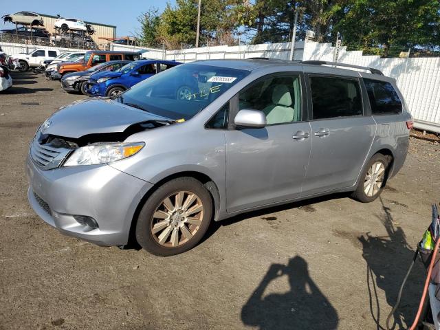 Image 1 of 2017 TOYOTA SIENNA LE 2017 with VIN 5TDJZ3DC8HS176643