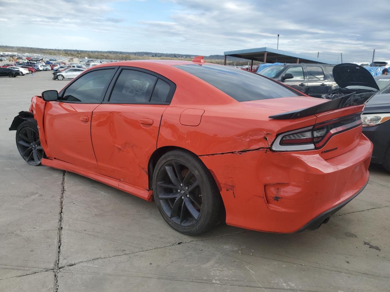 Obraz 2 z 2019 DODGE CHARGER SCAT PACK 2019 z VIN 2C3CDXGJ3KH605576