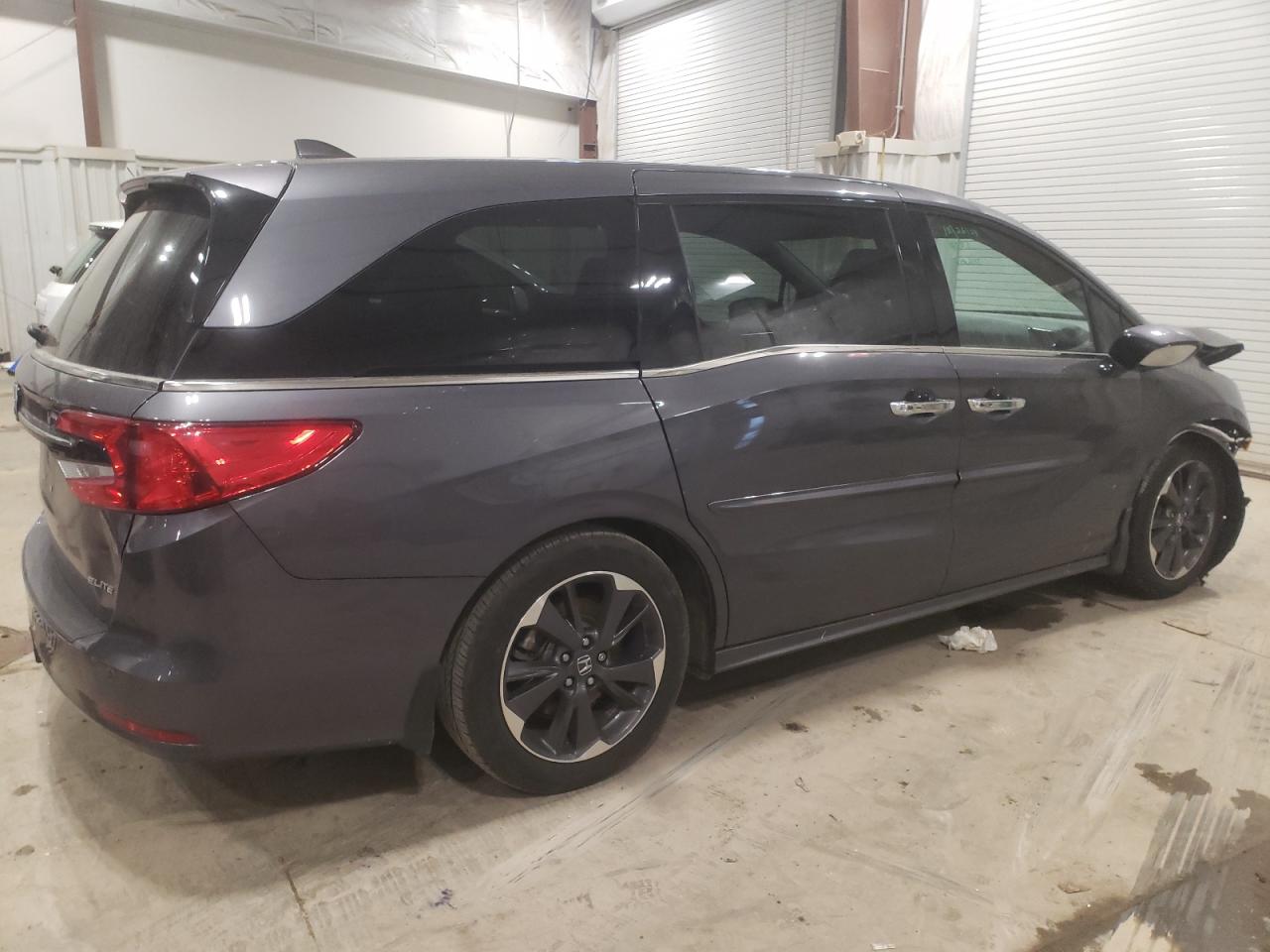 Image 3 of 2023 HONDA ODYSSEY ELITE 2023 with VIN 5FNRL6H95PB002164