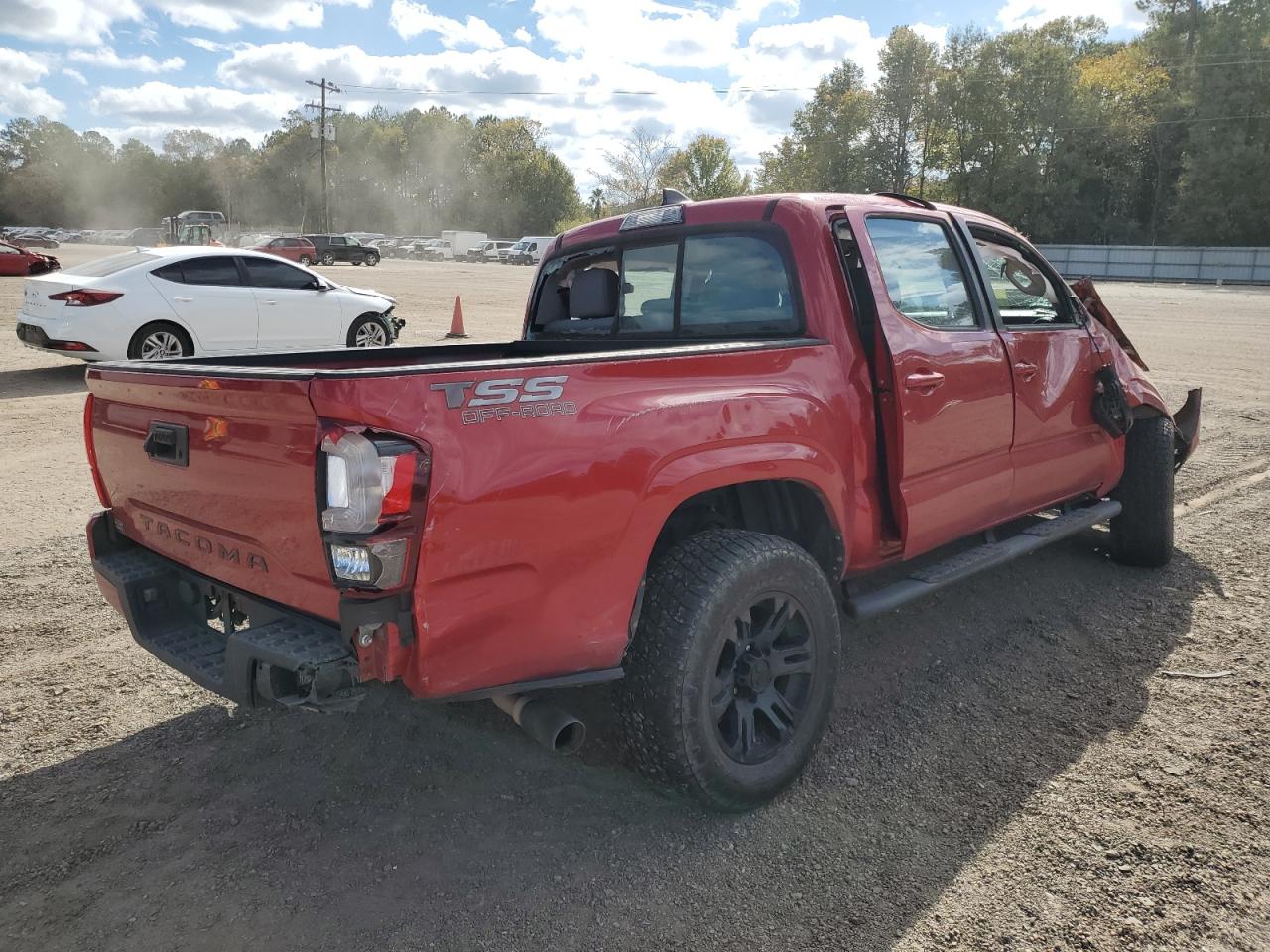 Obraz 3 z 2018 TOYOTA TACOMA DOUBLE CAB 2018 z VIN 5TFAX5GN5JX127950