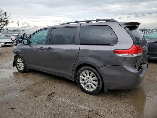 Obraz 2 z 2012 TOYOTA SIENNA LE 2012 z VIN 5TDJK3DC3CS036464