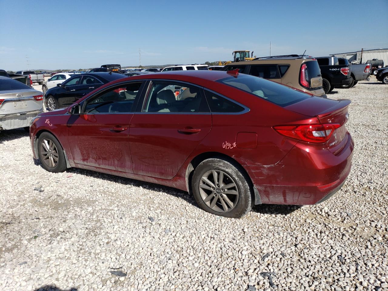 Изображение 2 2015 HYUNDAI SONATA SE 2015 с VIN 5NPE24AF7FH222606