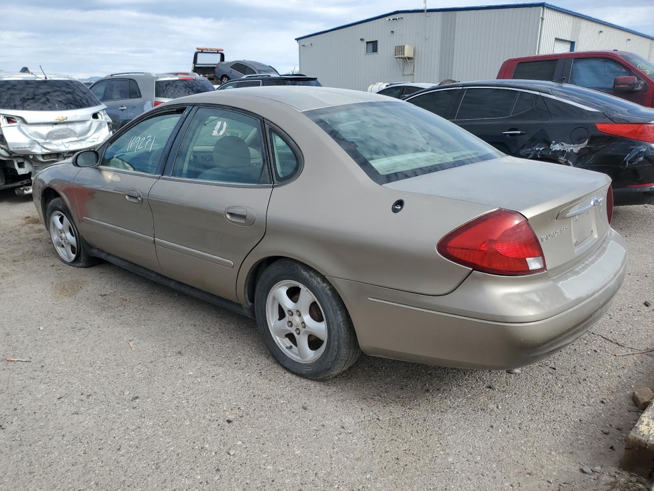 Obraz 2 z 2003 FORD TAURUS SES 2003 z VIN 1FAFP55293A201543