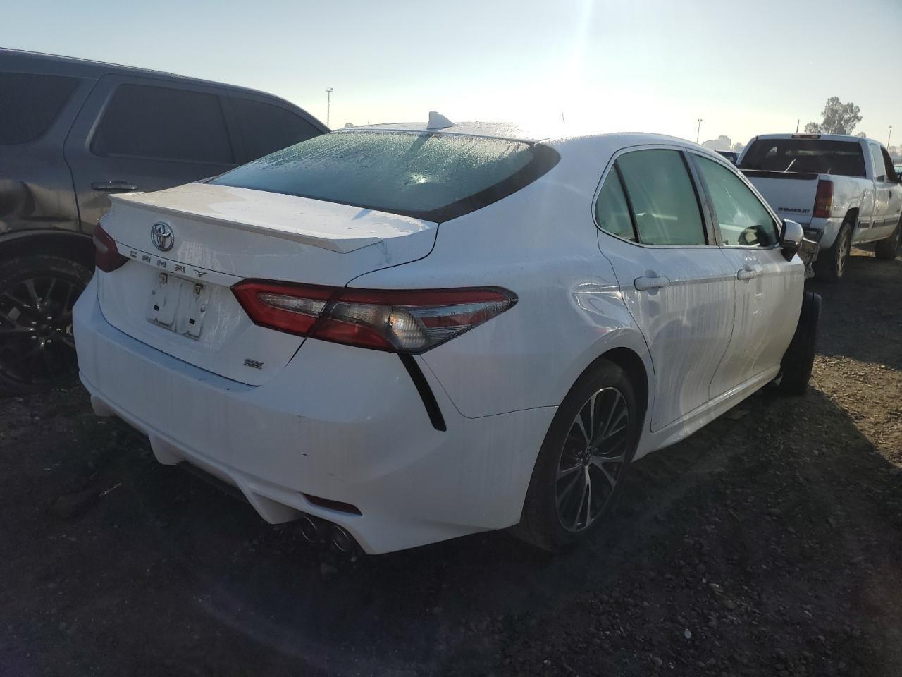 Image 3 of 2018 TOYOTA CAMRY L 2018 with VIN 4T1B11HK2JU091053