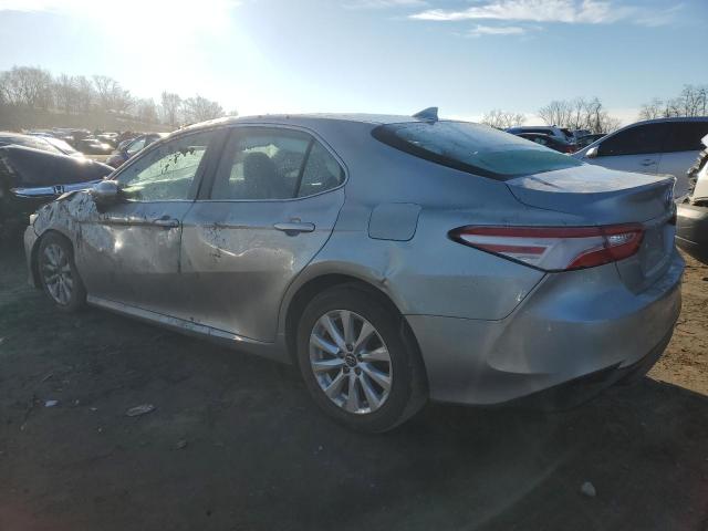 Obraz 2 z 2019 TOYOTA CAMRY L 2019 z VIN 4T1B11HK9KU724679