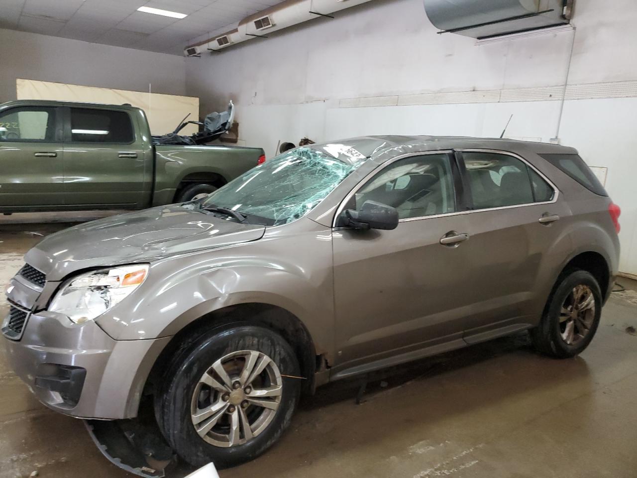 Изображение 1 2010 CHEVROLET EQUINOX LS 2010 с VIN 2CNALBEW1A6213256