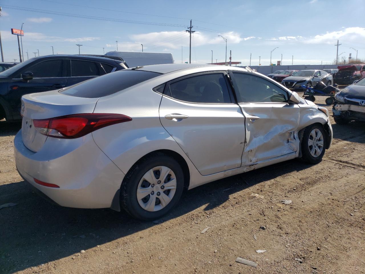 Изображение 3 2016 HYUNDAI ELANTRA SE 2016 с VIN 5NPDH4AE8GH796358