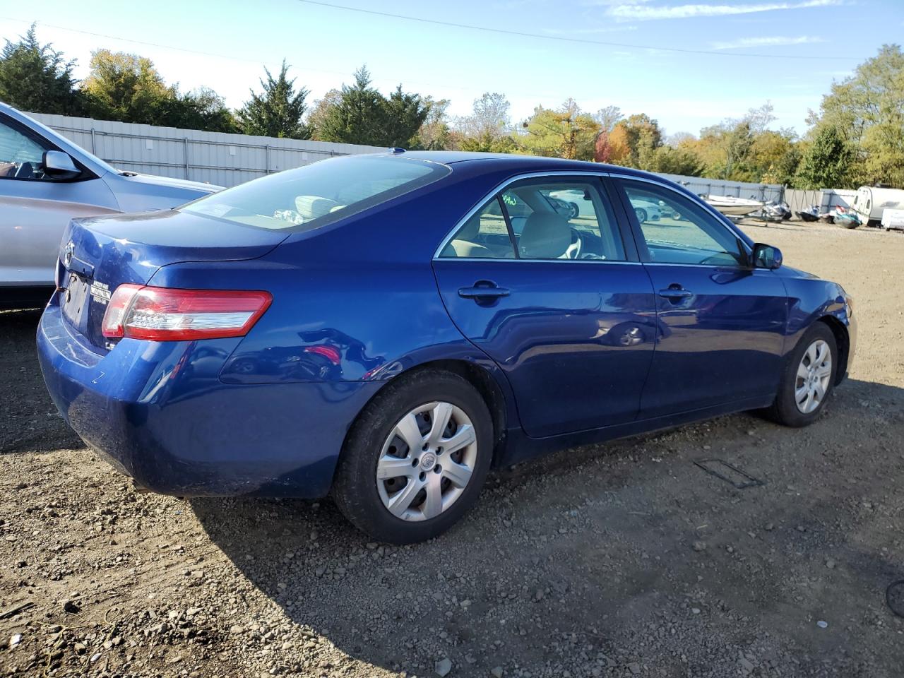 Obraz 3 z 2011 TOYOTA CAMRY BASE 2011 z VIN 4T1BF3EK1BU710485