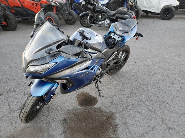 Obraz 2 z 2017 KAWASAKI EX300 A 2017 z VIN JKAEX8A13HDA31896
