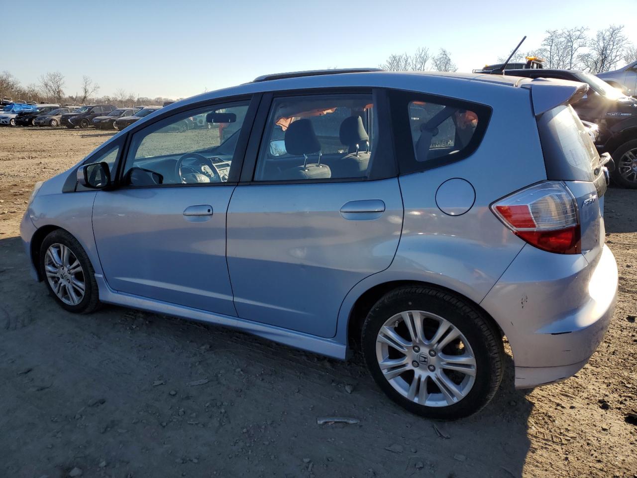 Изображение 2 2010 HONDA FIT SPORT 2010 с VIN JHMGE8H49AC032806
