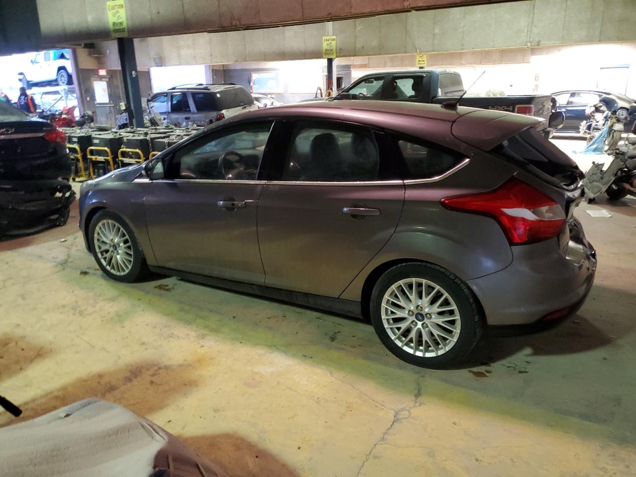 Image 2 of 2014 FORD FOCUS TITANIUM 2014 with VIN 1FADP3N22EL380351
