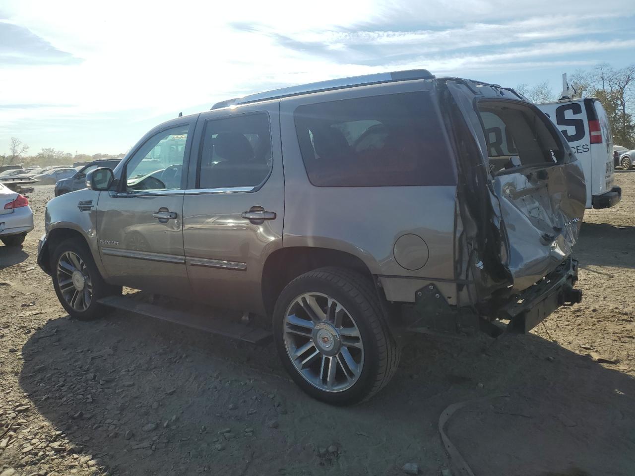 Obraz 2 z 2014 CADILLAC ESCALADE PREMIUM 2014 z VIN 1GYS4CEFXER191211
