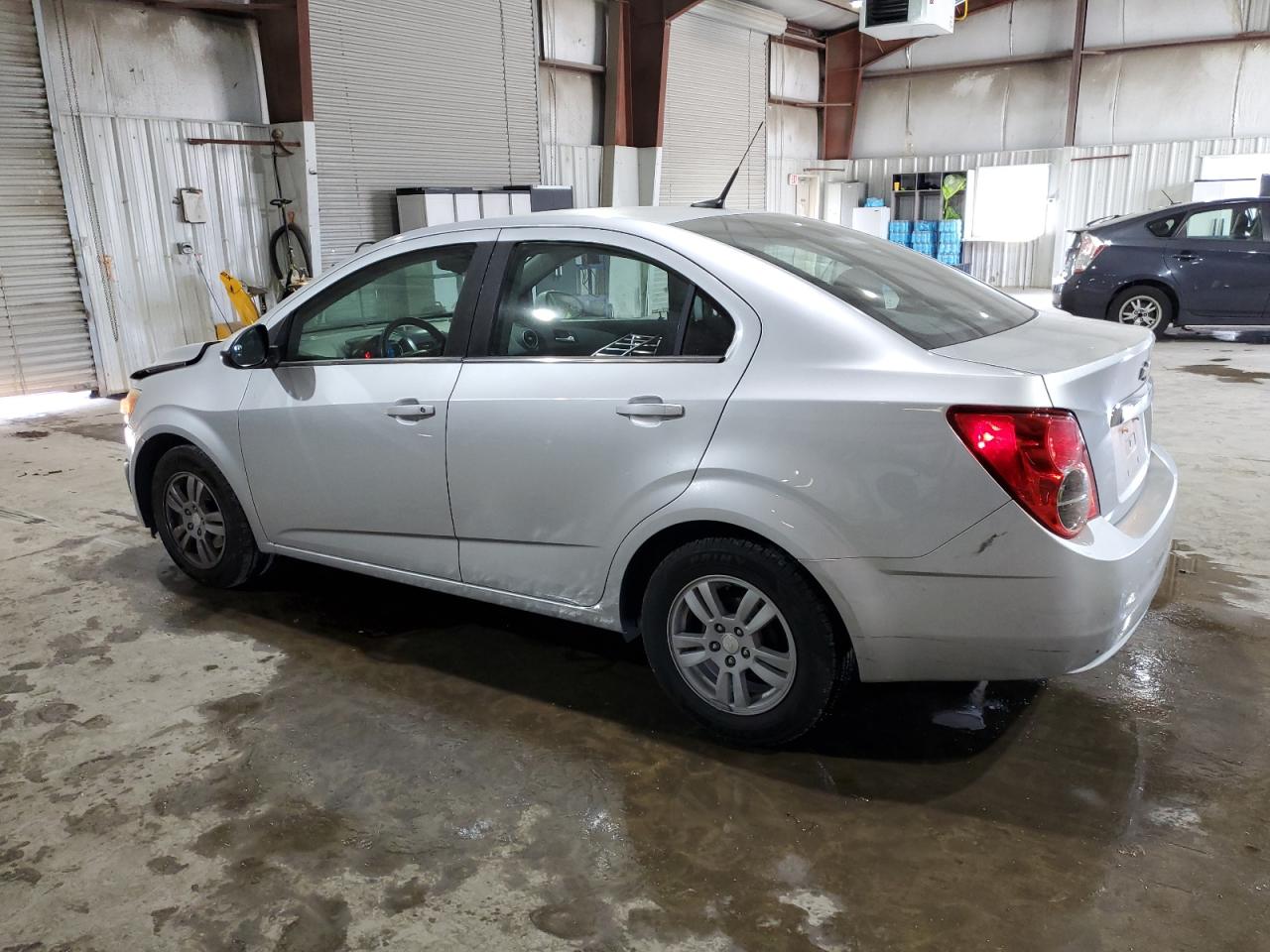 Изображение 2 2014 CHEVROLET SONIC LT 2014 с VIN 1G1JC5SG2E4128025