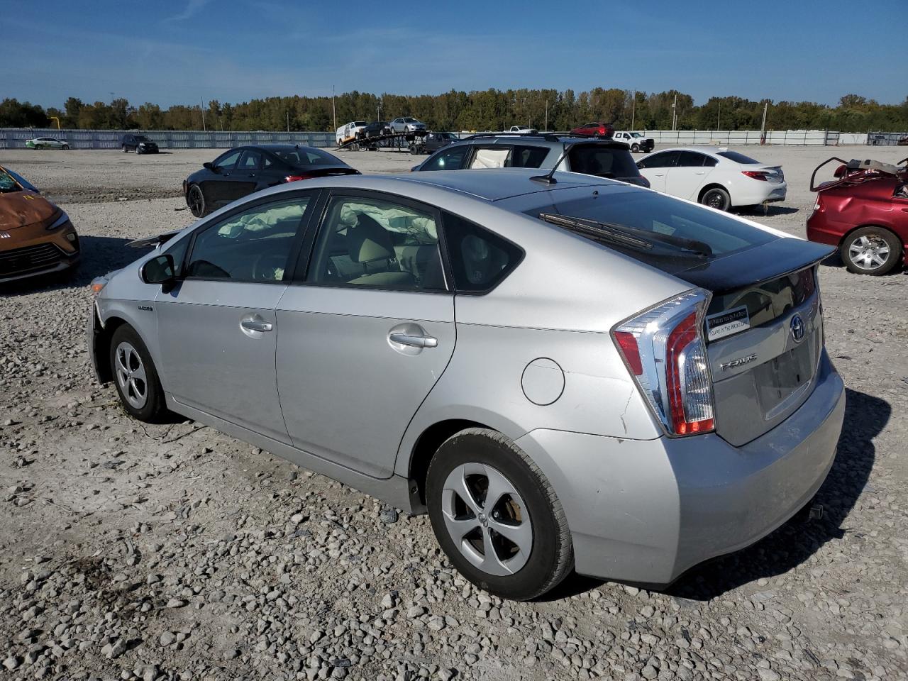 Obraz 2 z 2015 TOYOTA PRIUS  2015 z VIN JTDKN3DUXF0420821