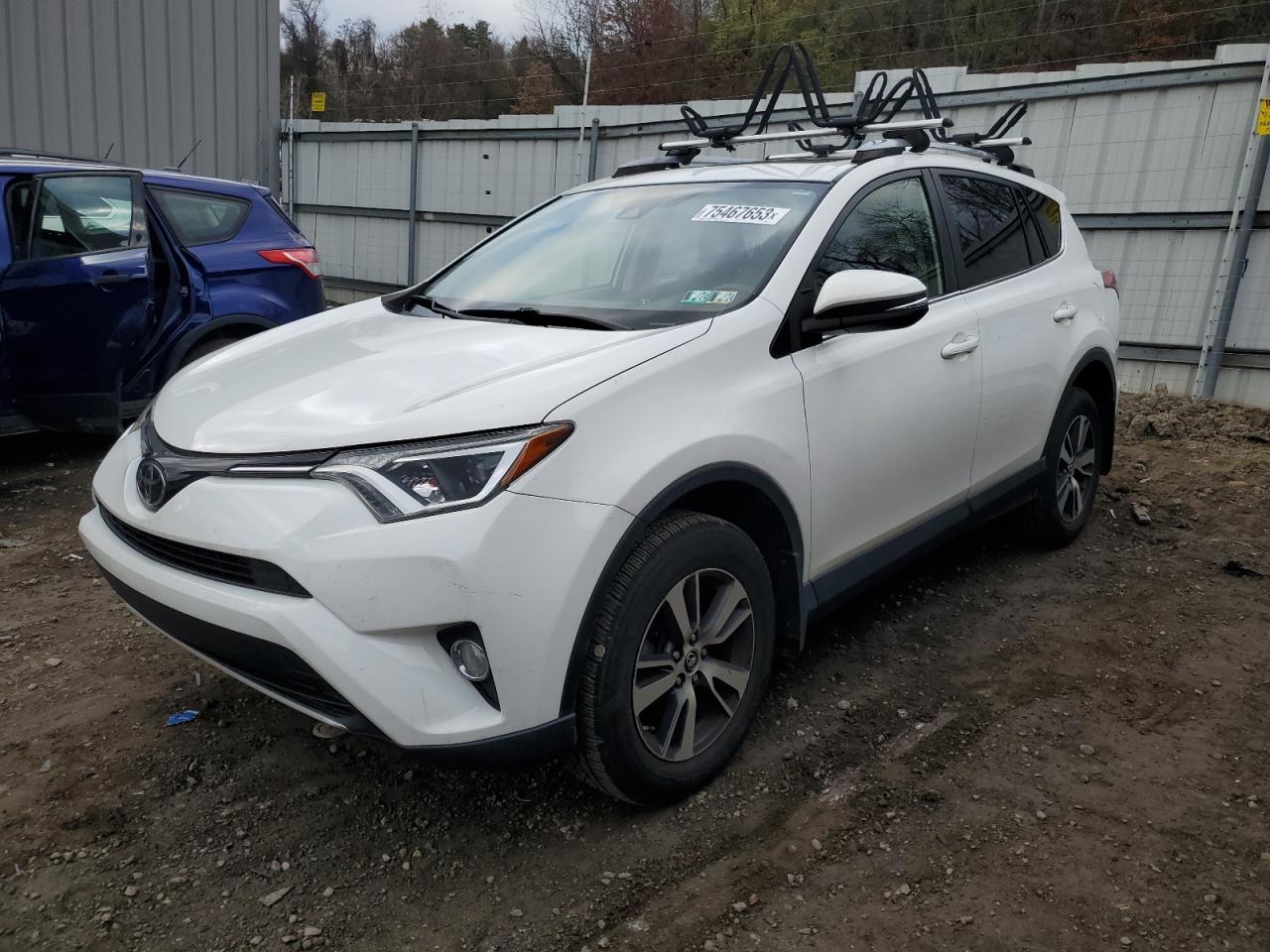 Image 1 of 2018 TOYOTA RAV4 ADVENTURE 2018 with VIN JTMRFREV0JJ722854