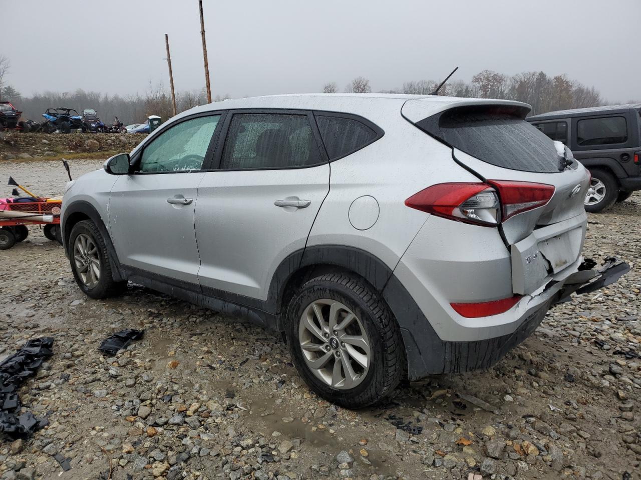 Изображение 2 2018 HYUNDAI TUCSON SE 2018 с VIN KM8J2CA49JU818091