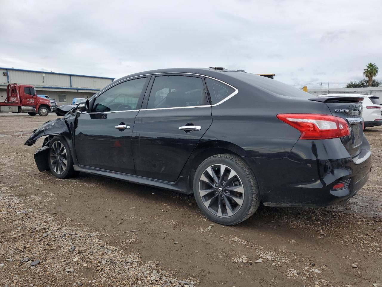 Изображение 2 2017 NISSAN SENTRA S 2017 с VIN 3N1AB7AP2HY262027