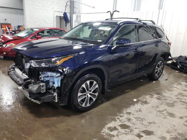Изображение 1 2022 TOYOTA HIGHLANDER XLE 2022 с VIN 5TDGZRBH3NS241891