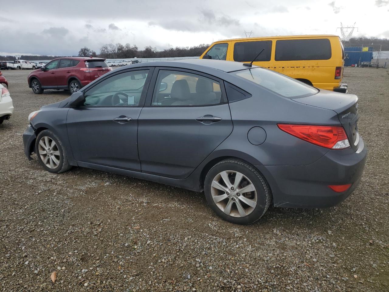 Obraz 2 z 2013 HYUNDAI ACCENT GLS 2013 z VIN KMHCU4AE5DU284920